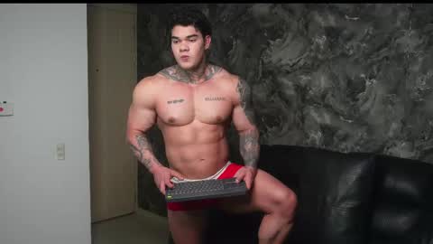 Snapshot of justin_clark1 chatting on November 27, 4:03 am justin clark1 online show from November 27, 4:03 am