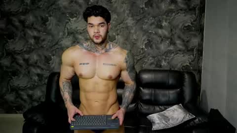 Snapshot of justin_clark1 chatting on February 21, 4:35 am justin clark1 online show from February 21, 4:35 am