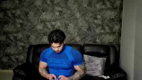 Snapshot of justin_clark1 chatting on February 24, 3:37 am justin clark1 online show from February 24, 3:37 am