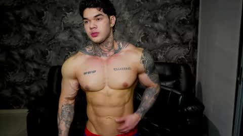 Snapshot of justin_clark1 chatting on February 28, 3:40 am justin clark1 online show from February 28, 3:40 am