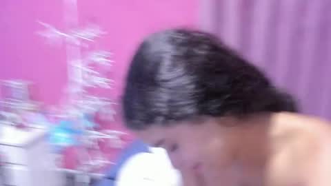 JUSTIN Y JAZMIN online show from December 19, 2:56 am