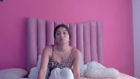 JUSTIN Y JAZMIN online show from December 27, 6:42 pm