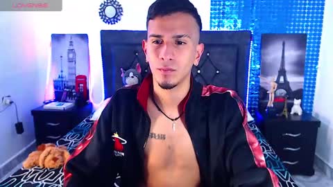 JUSTIN online show from January 3, 5:06 am