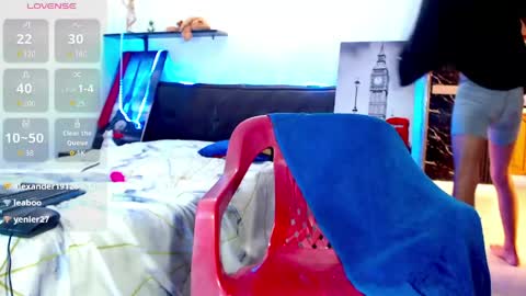 Snapshot of justin_melendez chatting on April 25, 1:41 pm JUSTIN online show from April 25, 1:41 pm