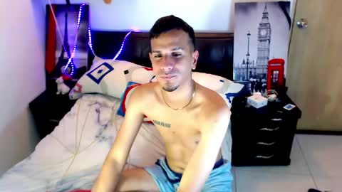 Snapshot of justin_melendez chatting on May 10, 12:32 pm JUSTIN online show from May 10, 12:32 pm