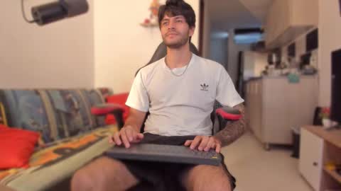 Diego online show from November 26, 9:38 pm