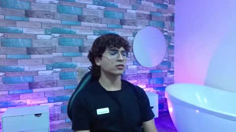  justin  online show from March 19, 11:47 am