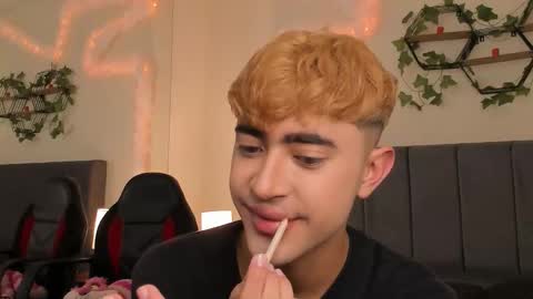 Justin online show from September 23, 11:24 am