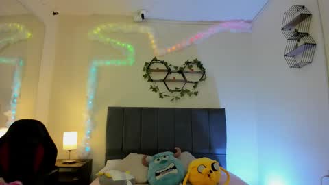 Justin online show from January 8, 11:23 am