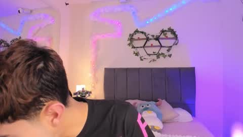 Justin online show from January 9, 11:13 am