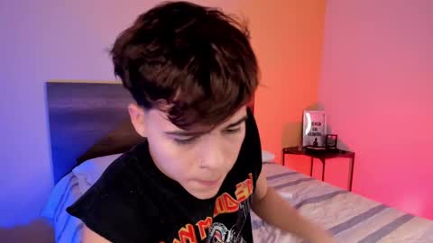 Justin online show from February 22, 12:40 pm