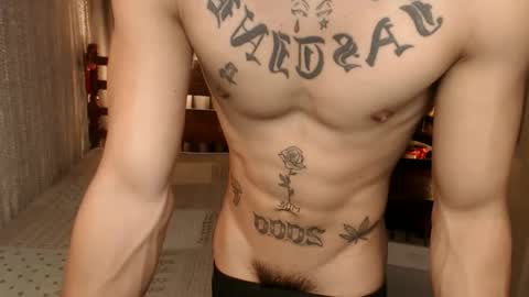 justine_hunk online show from February 28, 4:30 pm