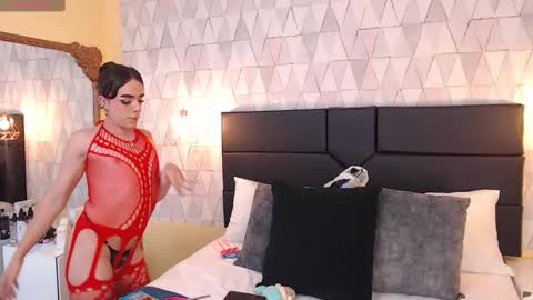 Justine online show from February 14, 4:04 am