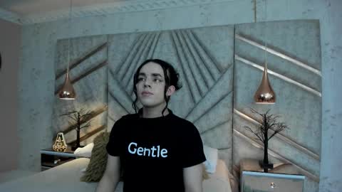 Justine online show from March 1, 3:41 am