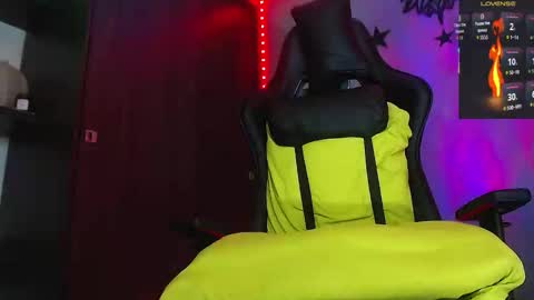 Justinsc online show from November 10, 11:15 pm