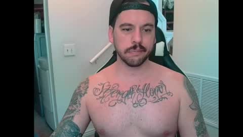 Snapshot of justintym69 chatting on May 7, 5:18 pm justintym69 online show from May 7, 5:18 pm
