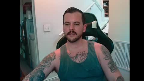 Snapshot of justintym69 chatting on June 1, 8:10 pm justintym69 online show from June 1, 8:10 pm