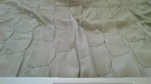 justinyojustin online show from April 26, 8:01 am