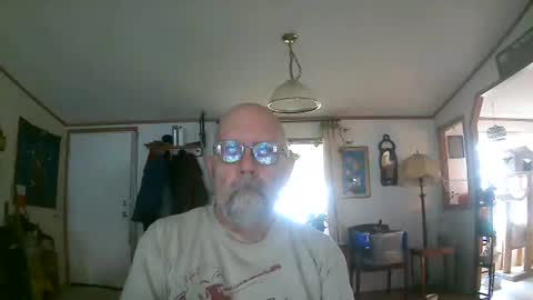 justlustagain online show from April 4, 1:52 pm