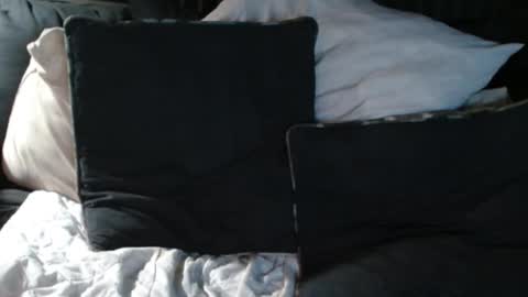 Snapshot of justmebev19591234 chatting on January 18, 12:42 pm Bev aka Diamond online show from January 18, 12:42 pm