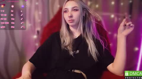 justmeowgirl online show from February 11, 7:02 am