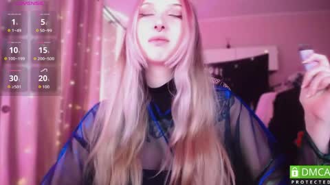 justmeowgirl online show from June 6, 5:56 am