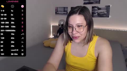 Julie online show from February 18, 5:09 am