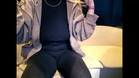 Ana online show from September 30, 5:01 am