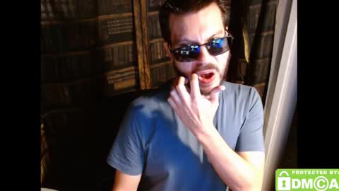 M. Dean online show from November 22, 7:13 pm