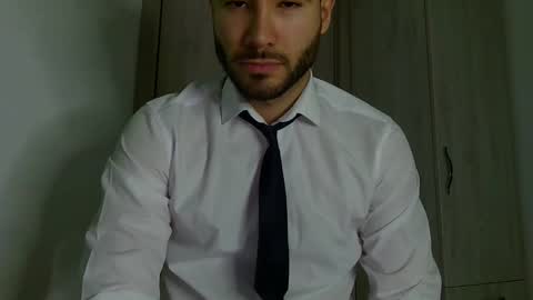 Justin online show from November 23, 5:29 am