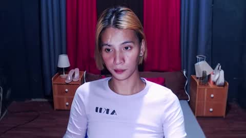 Snapshot of jv_mushroomhead chatting on December 19, 6:34 am Akii online show from December 19, 6:34 am