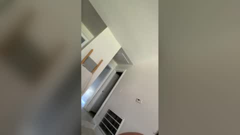 jveezy9575 online show from March 4, 4:35 pm