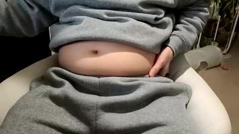 KI e697a5e69cac online show from December 15, 2:32 pm