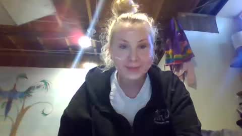 Snapshot of kaaynasty chatting on June 10, 5:45 pm kaaynasty online show from June 10, 5:45 pm