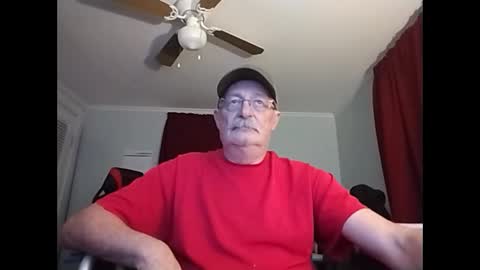 kabriggs136 online show from December 2, 11:18 pm