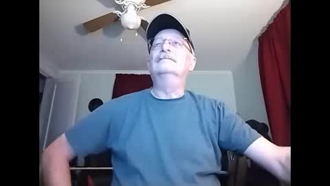 Snapshot of kabriggs137 chatting on January 3, 11:01 pm kabriggs137 online show from January 3, 11:01 pm