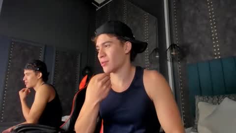 KAEL online show from November 21, 12:04 pm