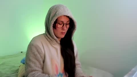 ChloeIndependient model online show from December 11, 5:53 am