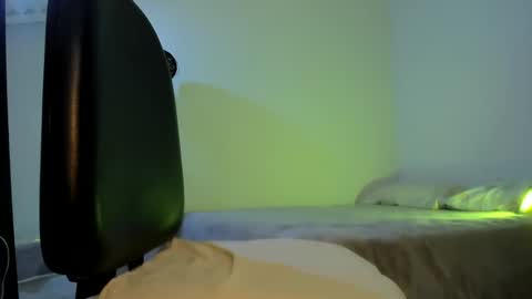 ChloeIndependient model online show from December 23, 12:25 am