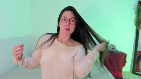 ChloeIndependient model online show from March 9, 3:05 pm