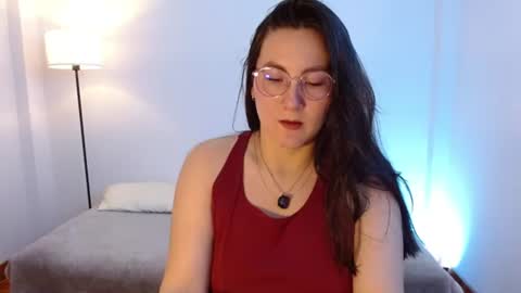 ChloeIndependient model online show from July 22, 4:43 pm