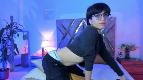 Kai online show from March 25, 8:37 pm