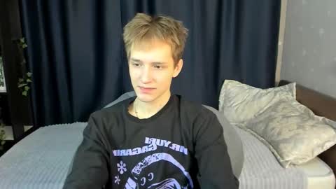 Snapshot of kai_milller chatting on January 18, 7:17 pm Kai online show from January 18, 7:17 pm