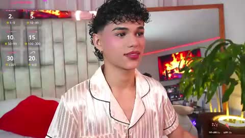 kai_onfire online show from July 1, 2:24 am