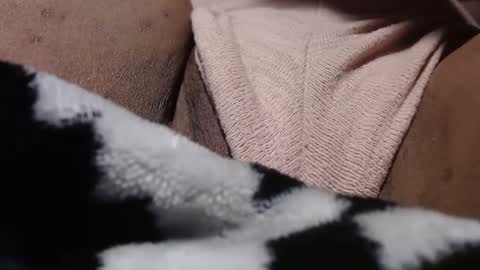 Snapshot of kai_rayne chatting on December 5, 11:18 pm Kai online show from December 5, 11:18 pm