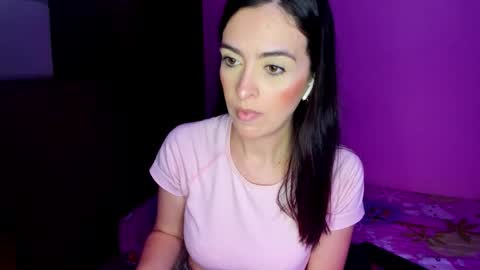 kaiahlive online show from January 19, 3:49 pm