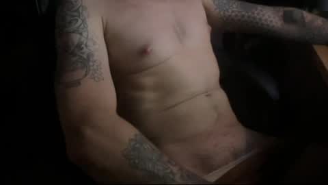 Snapshot of kaiklixen69 chatting on May 4, 2:40 am kaiklixen69 online show from May 4, 2:40 am