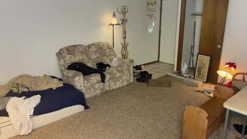 Kaiku77 online show from February 4, 5:41 pm