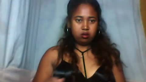 kaillah online show from November 26, 5:41 am