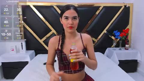 kelly online show from September 15, 11:21 am